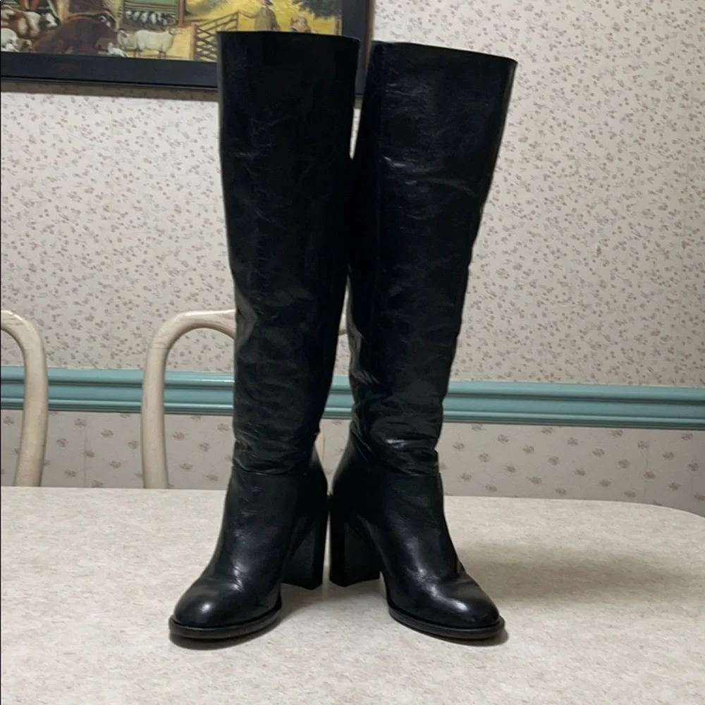 TOP SHOP OVER THE KNEE BLACK LEATHER HEELED BOOTS